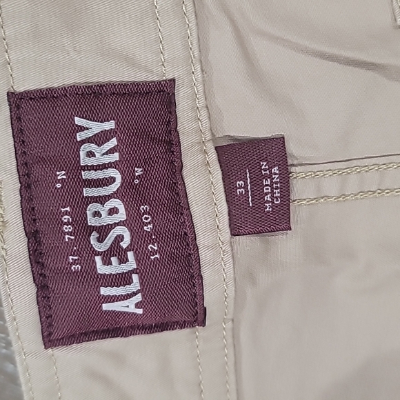 Alesbury Classic Cargo Short 11" Inseam Size 33 - Picture 5 of 12